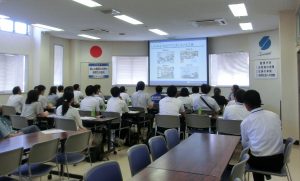 【REPORT】地元の小・中学校の教員様の企業見学会を開催しました！